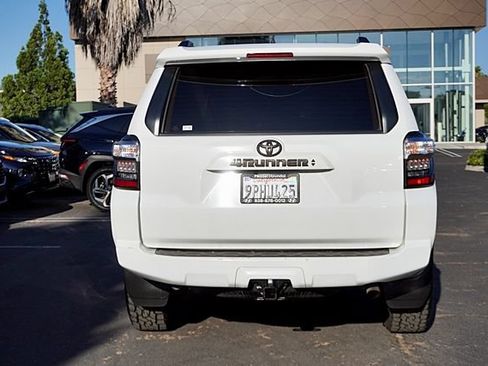 Used 2023 Toyota 4Runner SR5 Premium AWD/4WD image 11