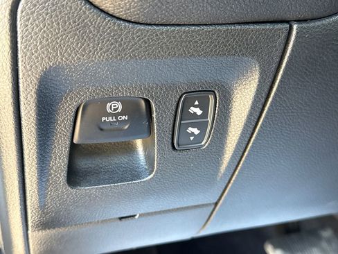 Used 2025 RAM 1500 Big Horn image 23