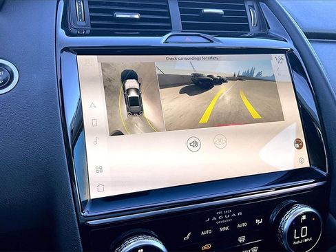 Used 2021 Jaguar E-PACE SE image 14