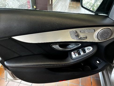 Used 2019 Mercedes-Benz C 300 4MATIC Sedan image 16