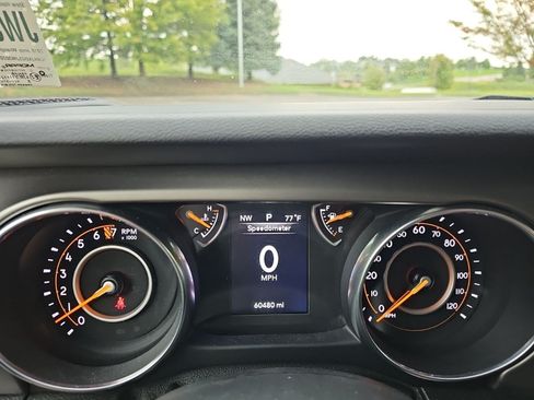 Used 2018 Jeep Wrangler Unlimited Sport AWD/4WD image 23