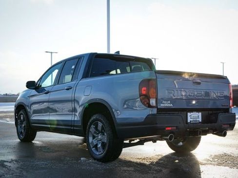Used 2025 Honda Ridgeline TrailSport image 5