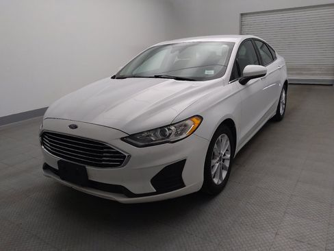 Used 2019 Ford Fusion SE FWD image 15