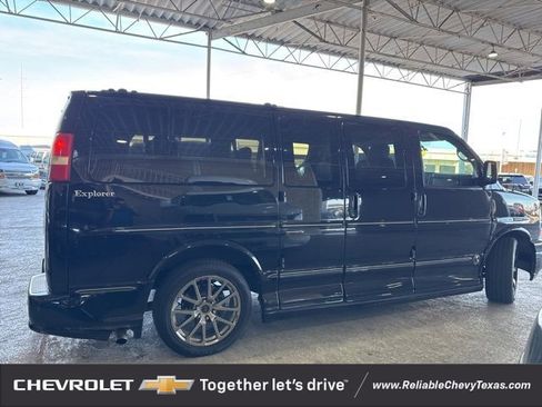 Used 2014 Chevrolet Express 1500 image 8