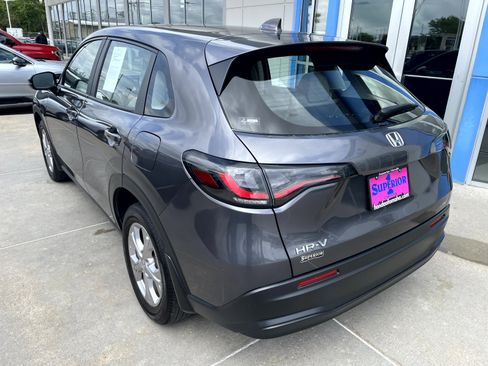 Used 2024 Honda HR-V LX image 2