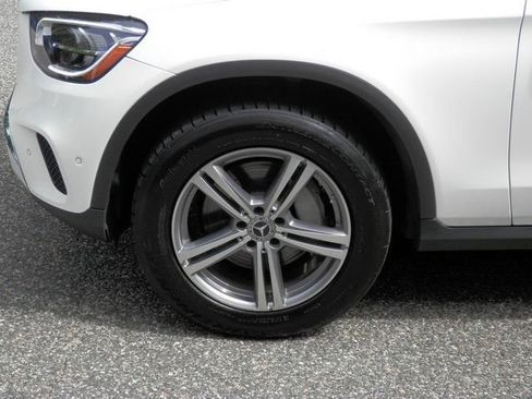Used 2022 Mercedes-Benz GLC 300 4MATIC image 13
