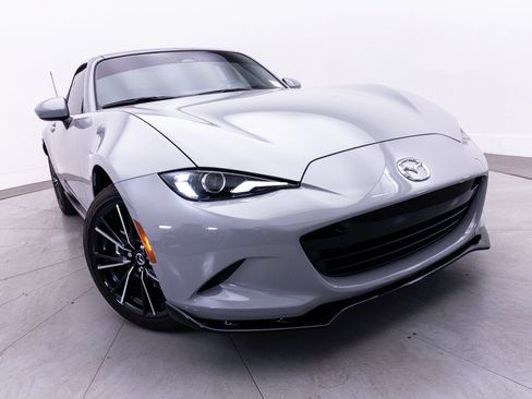 Used 2024 MAZDA MX-5 Miata RF Grand Touring w/ Appearance Package RWD image 4