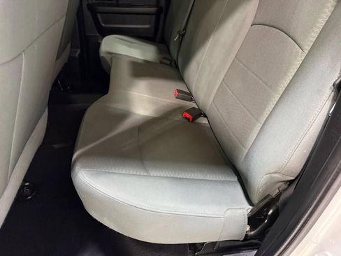 Used 2015 RAM 1500 Express image 21
