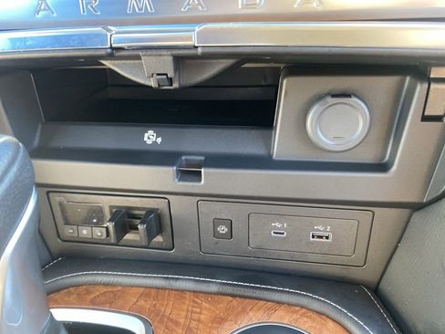 Used 2024 Nissan Armada SL w/ Captain's Chairs Package image 26