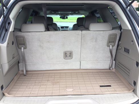 Used 2013 GMC Acadia Denali AWD/4WD image 16