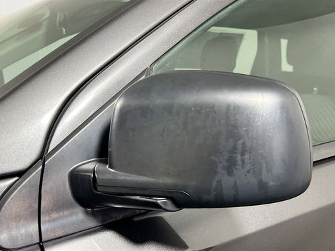 Used 2018 Dodge Journey SE image 12