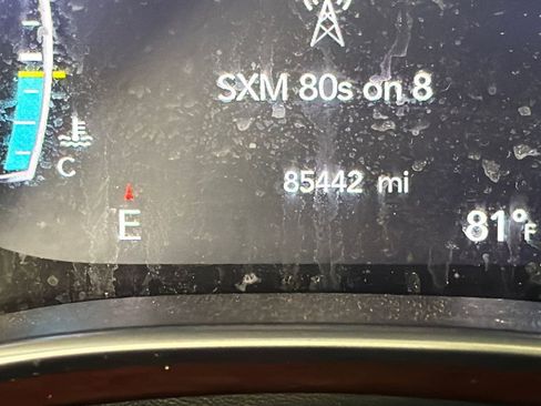 Used 2019 Chrysler Pacifica Touring-L FWD image 25