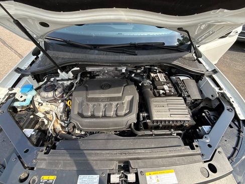 Certified 2023 Volkswagen Tiguan SE R-Line AWD/4WD image 26