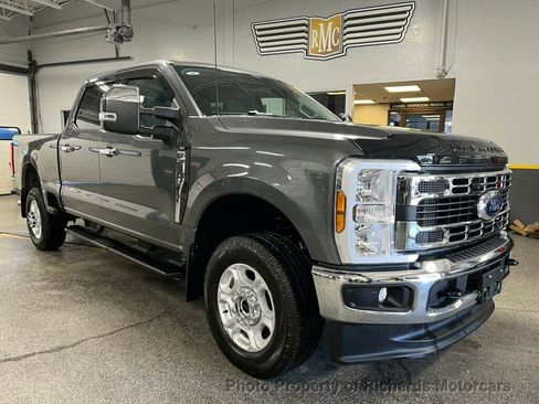 Used 2025 Ford F250 XLT w/ Snow Plow Prep Package image 1