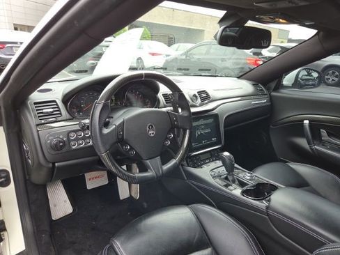 Used 2018 Maserati GranTurismo Sport RWD image 6
