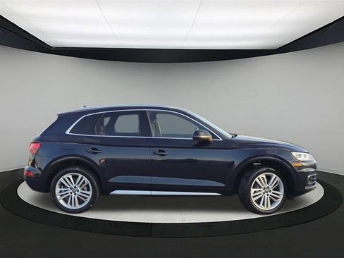 Used 2018 Audi Q5 Prestige w/ Prestige Package image 8