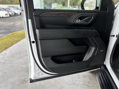 Used 2021 Chevrolet Tahoe LT w/ Rear Media and Nav Package image 12