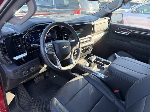 Used 2023 Chevrolet Silverado 1500 LTZ w/ LTZ Convenience Package II image 2