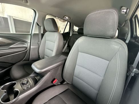 Used 2023 GMC Terrain SLE w/ Driver Convenience Package FWD image 14