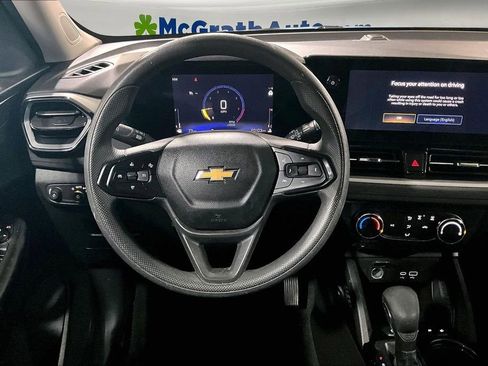 Used 2024 Chevrolet TrailBlazer LT image 8