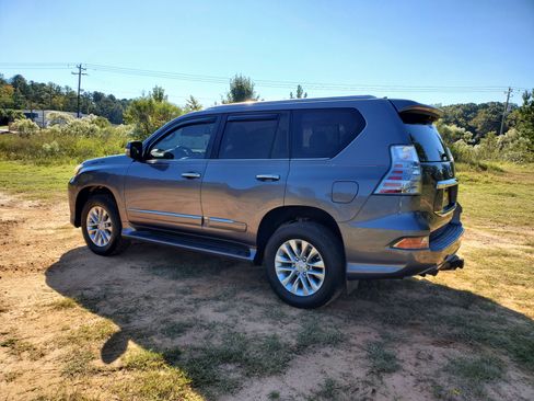 Used 2015 Lexus GX 460 image 10