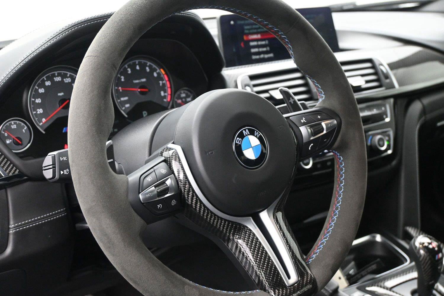 Used 2018 BMW M3 RWD image 9