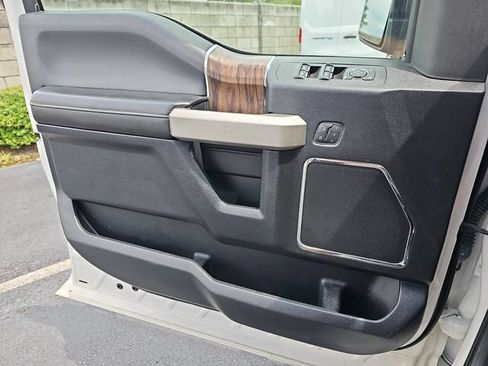 Used 2019 Ford F150 Lariat AWD/4WD image 26