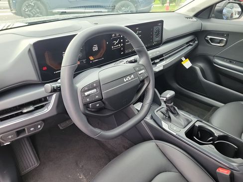 New 2026 Kia K4 EX FWD image 21