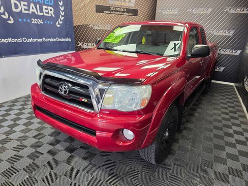 Used 2006 Toyota Tacoma PreRunner RWD image 2