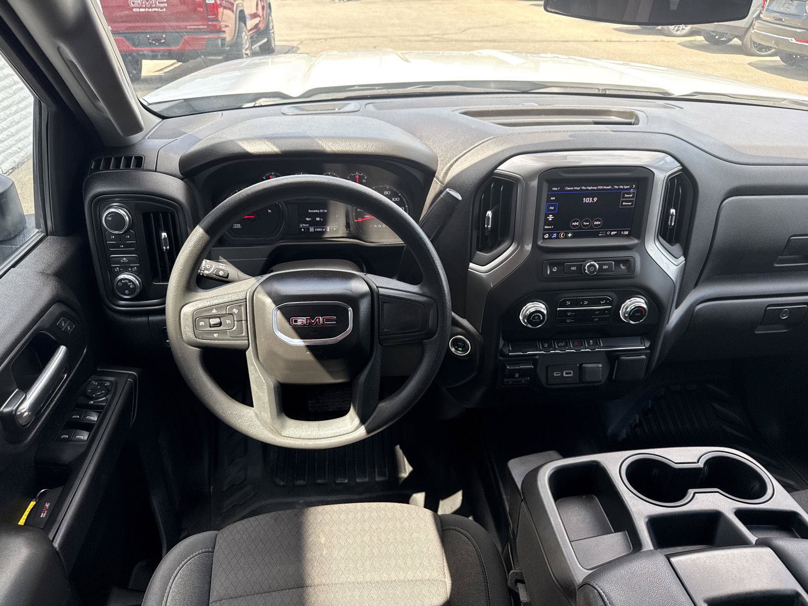 Used 2025 GMC Sierra 2500 Pro w/ Convenience Package AWD/4WD image 18