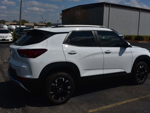 Used 2023 Chevrolet TrailBlazer LT w/ Convenience Package image 4