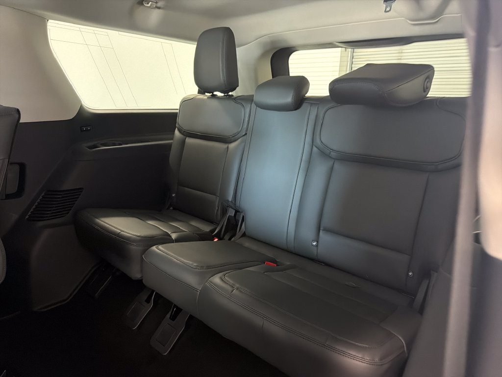 New 2027 Ford Expedition Max Active RWD image 13