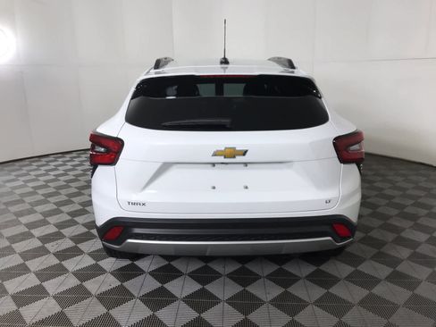 New 2026 Chevrolet Trax LT image 10