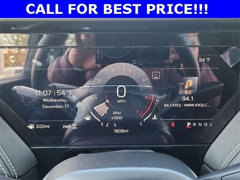 New 2026 GMC Yukon XL Elevation image 27