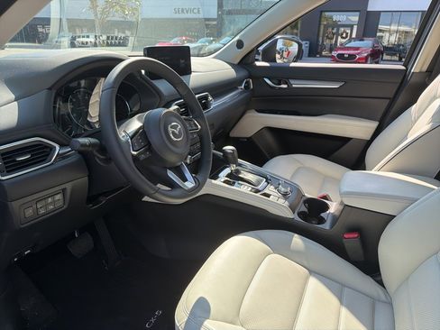 Certified 2025 MAZDA CX-5 AWD 2.5 S w/ Premium Plus Pkg image 2