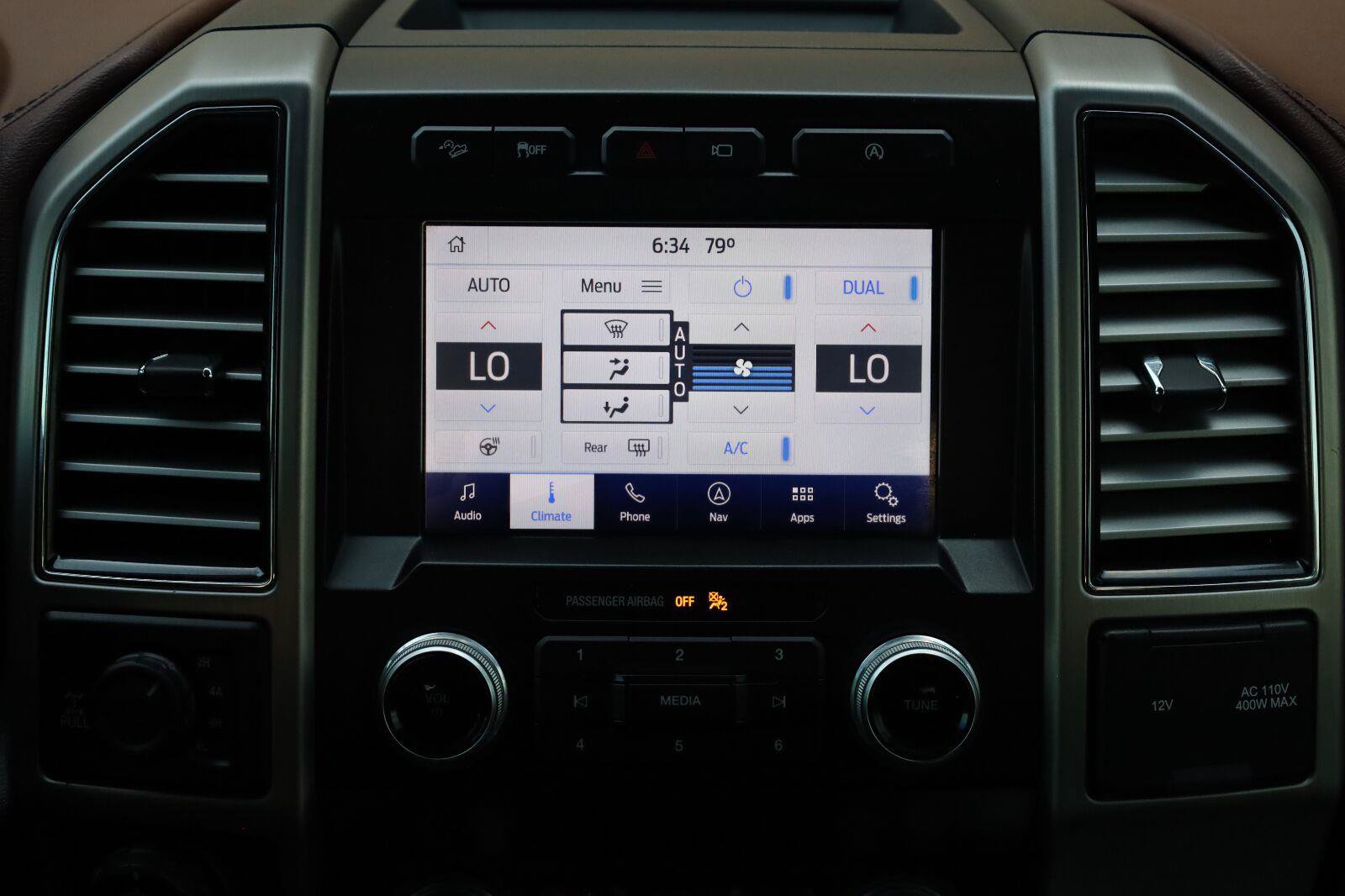 Used 2020 Ford F150 Platinum w/ Equipment Group 701A Luxury AWD/4WD image 39