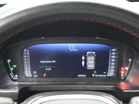 Used 2023 Honda Pilot Elite image 12