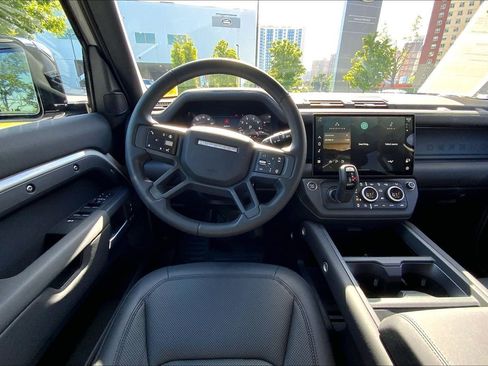 Used 2026 Land Rover Defender 110 S AWD/4WD image 5