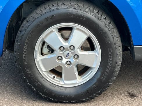 Used 2011 Ford Escape XLT w/ 201A Rapid Spec Order Code FWD image 23