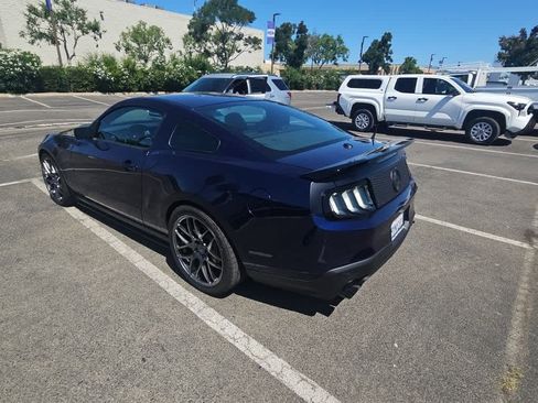 Used 2012 Ford Mustang GT Premium RWD image 6