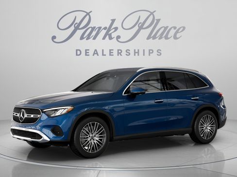 Certified 2026 Mercedes-Benz GLC 300 4MATIC image 3