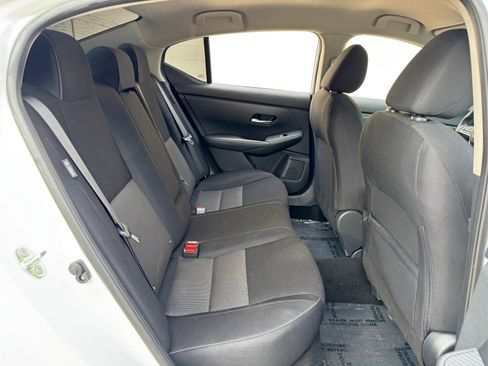 Used 2021 Nissan Sentra SV FWD image 33