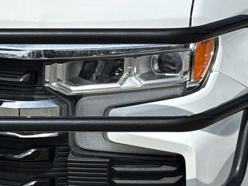 Used 2024 Chevrolet Silverado 1500 LT image 4