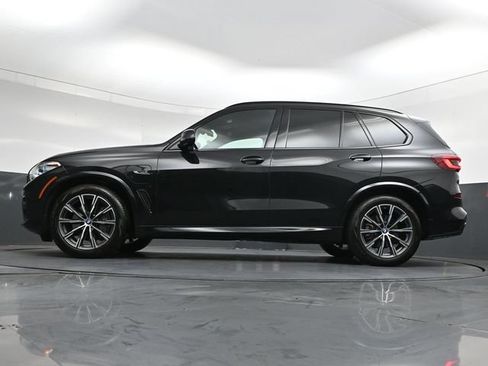 Used 2022 BMW X5 xDrive45e w/ M Sport Package AWD/4WD image 37