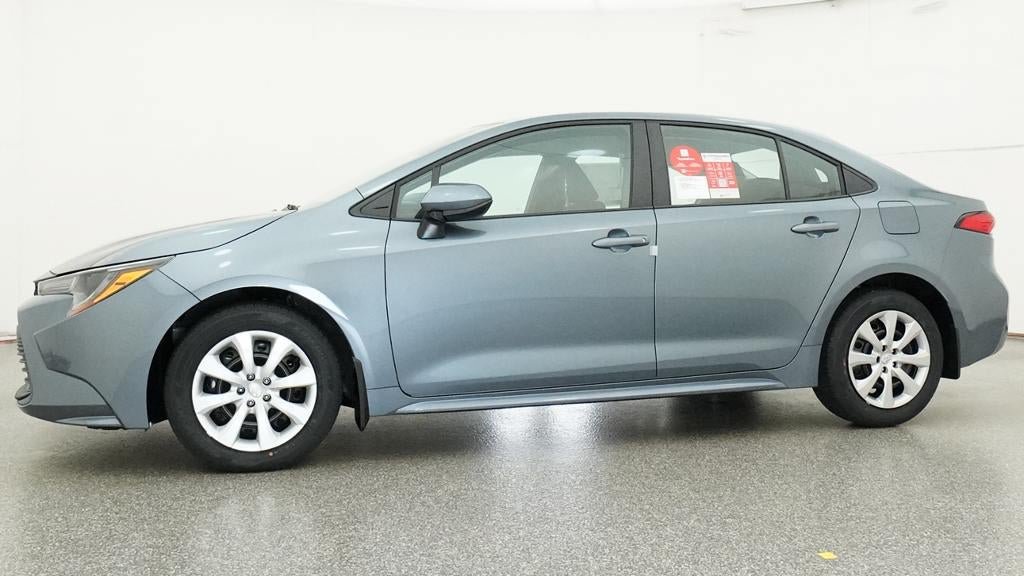 New 2027 Toyota Corolla LE FWD image 18