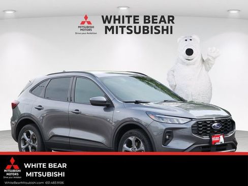 Used 2025 Ford Escape ST-Line Select AWD/4WD image 1