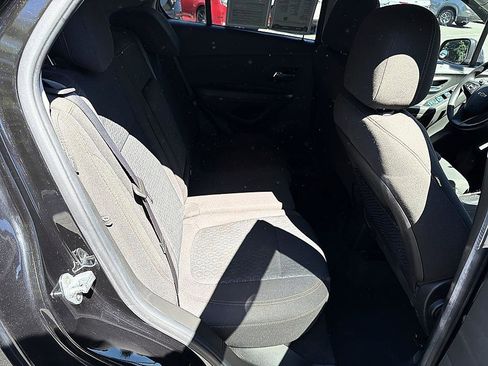 Used 2020 Chevrolet Trax LS w/ Tint and Cruise Package FWD image 20