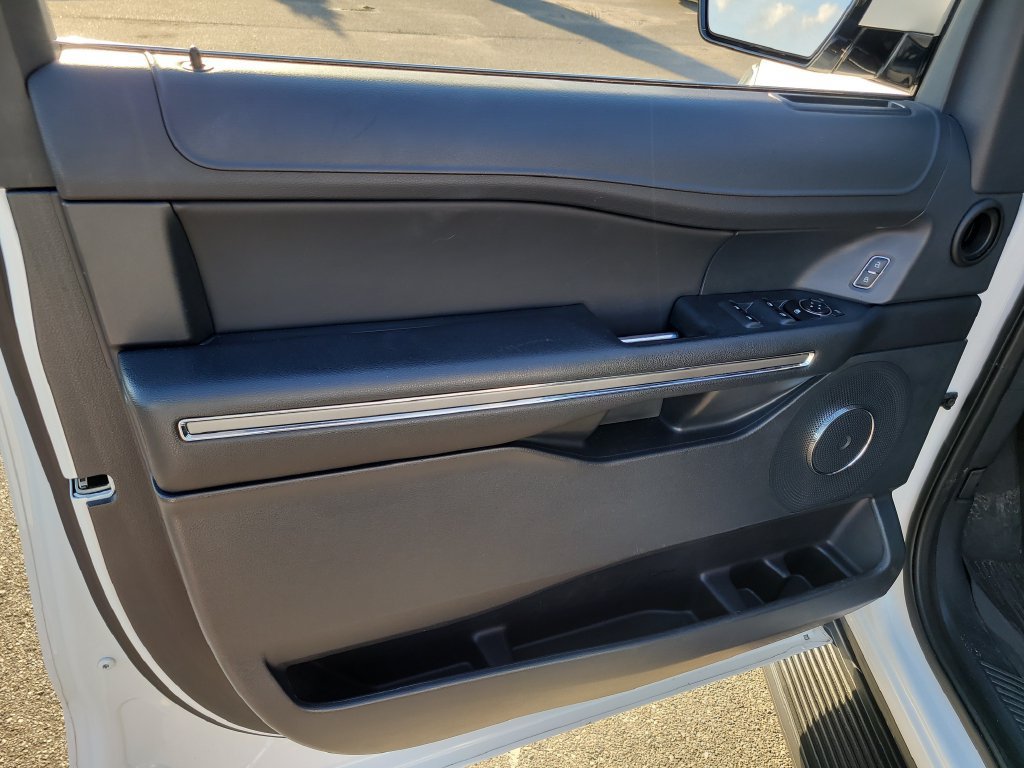 Used 2022 Ford Expedition XLT RWD image 18