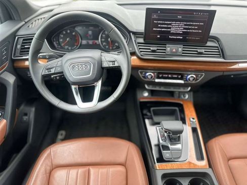Used 2023 Audi Q5 2.0T Premium w/ Convenience Package AWD/4WD image 11