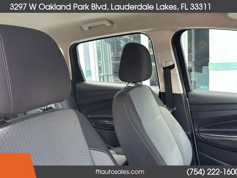 Used 2017 Ford C-MAX Energi SE FWD image 40